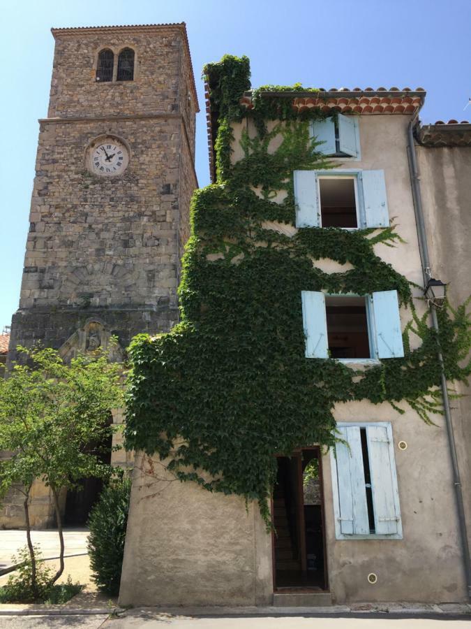 Entre L'Eglise Et La Place Villa Quillan Exterior photo